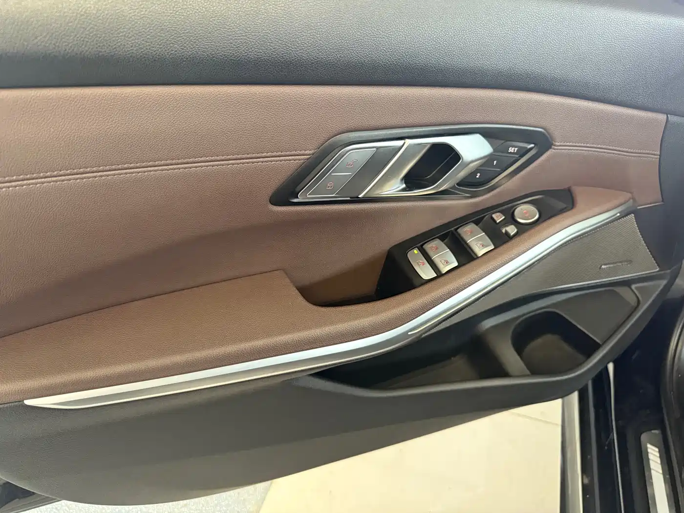 BMW 3 Series 2020 325Li M Sport Black Night Package фото 4