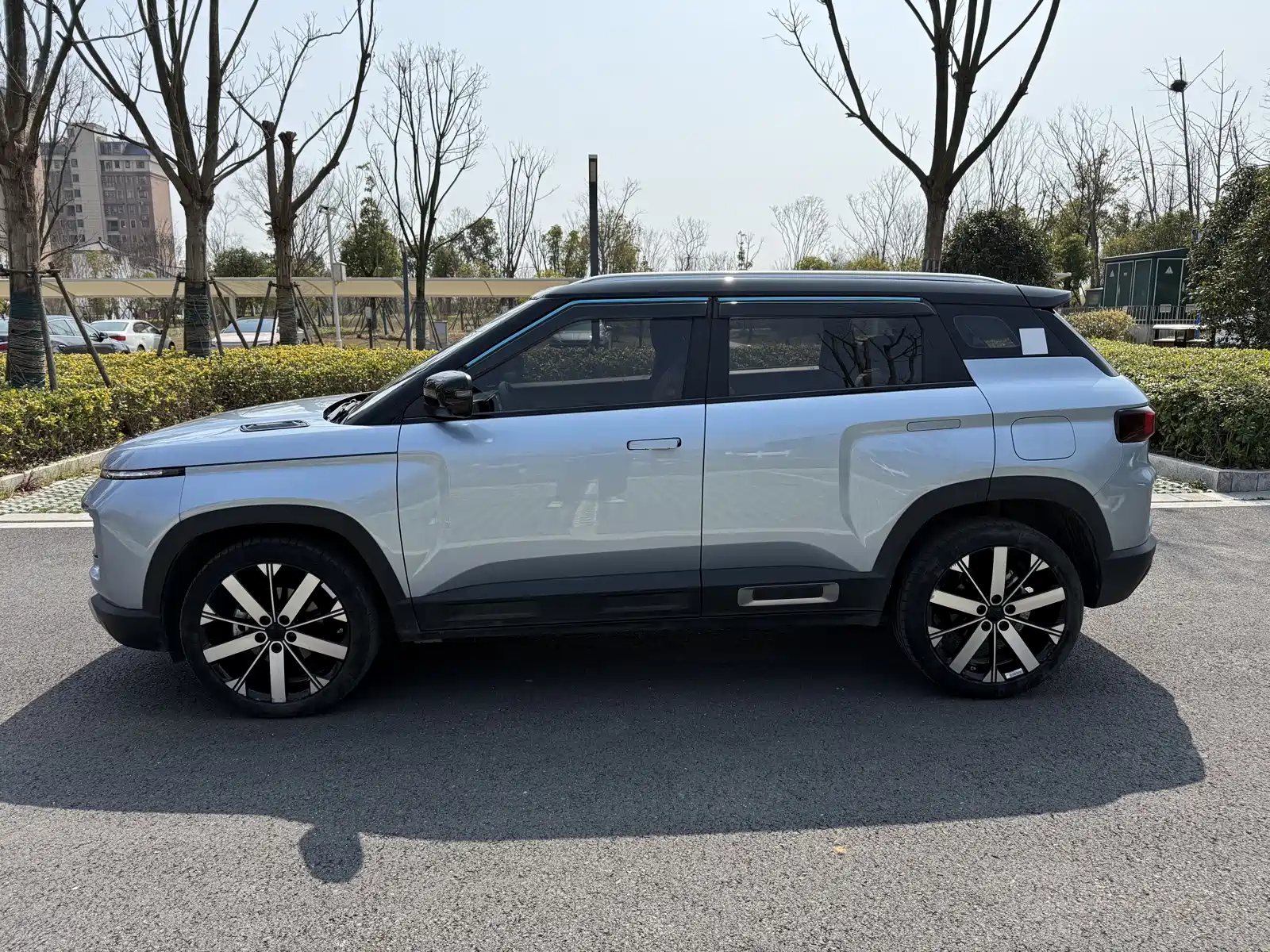 Фото 8 - Geely ICON