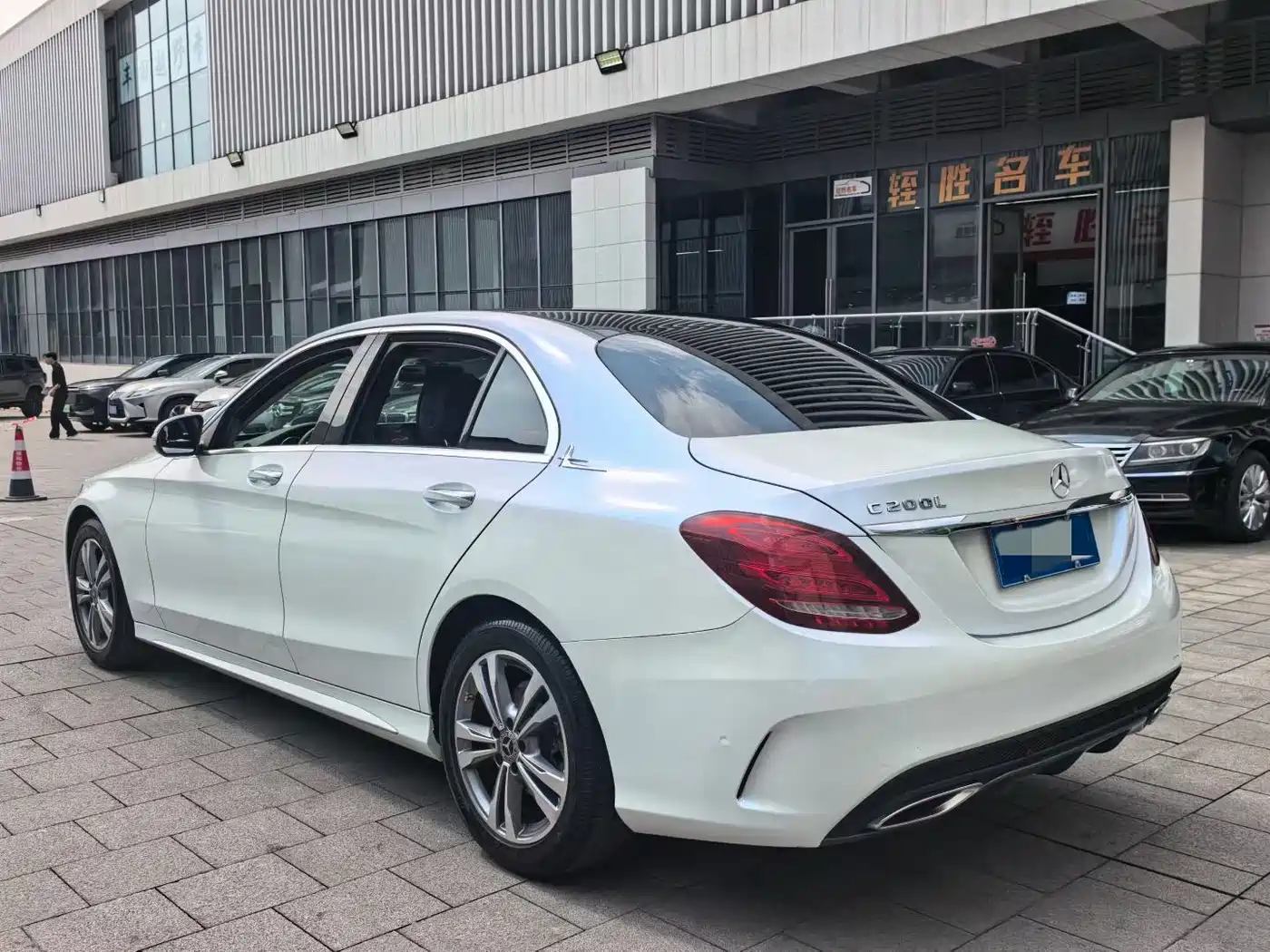 Mercedes-Benz C-Class 2018 C 200 L Sport Achievement Special Edition фото 8
