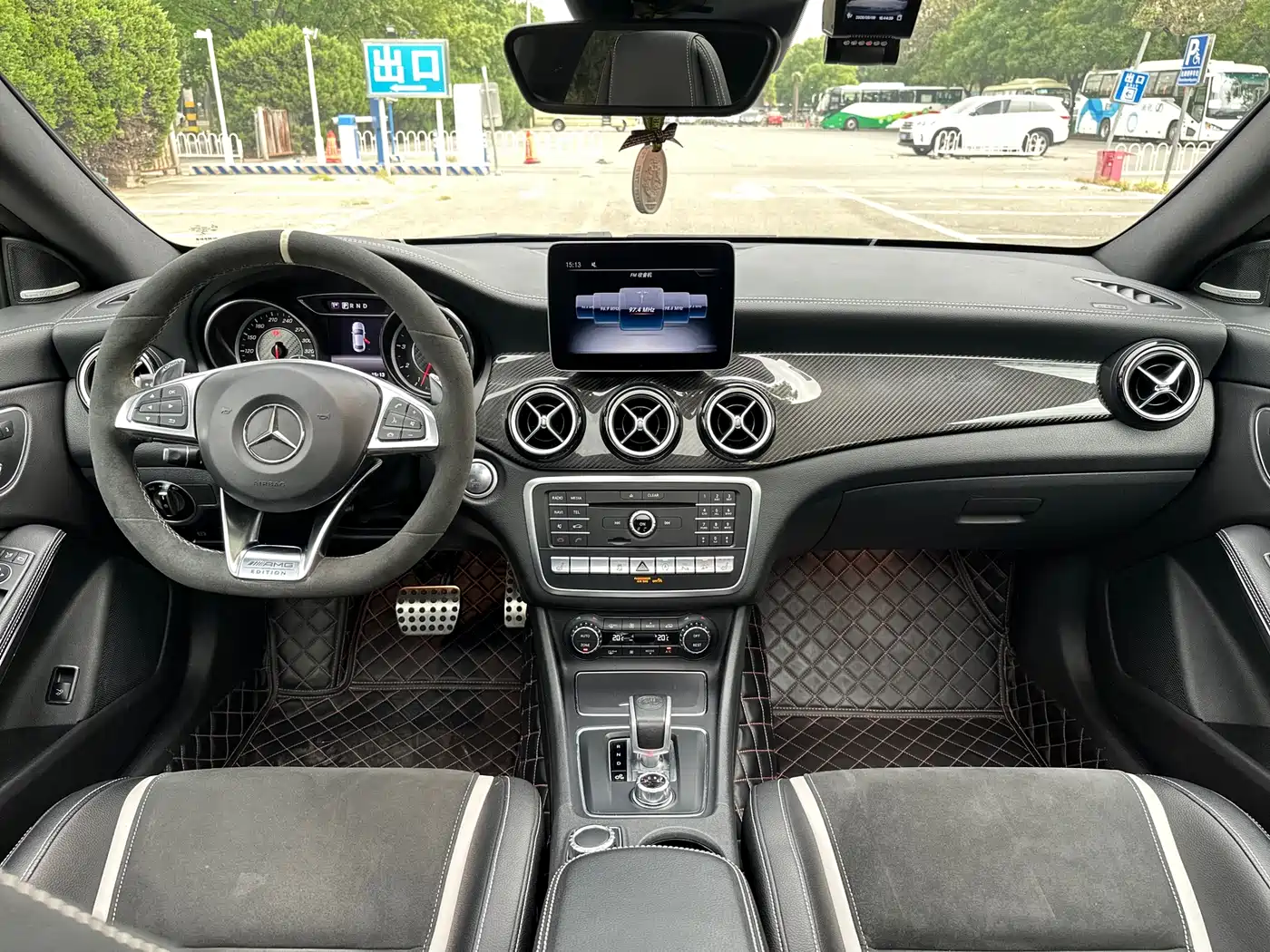 Mercedes-Benz CLA AMG 2017 Facelift AMG CLA 45 4MATIC фото 37