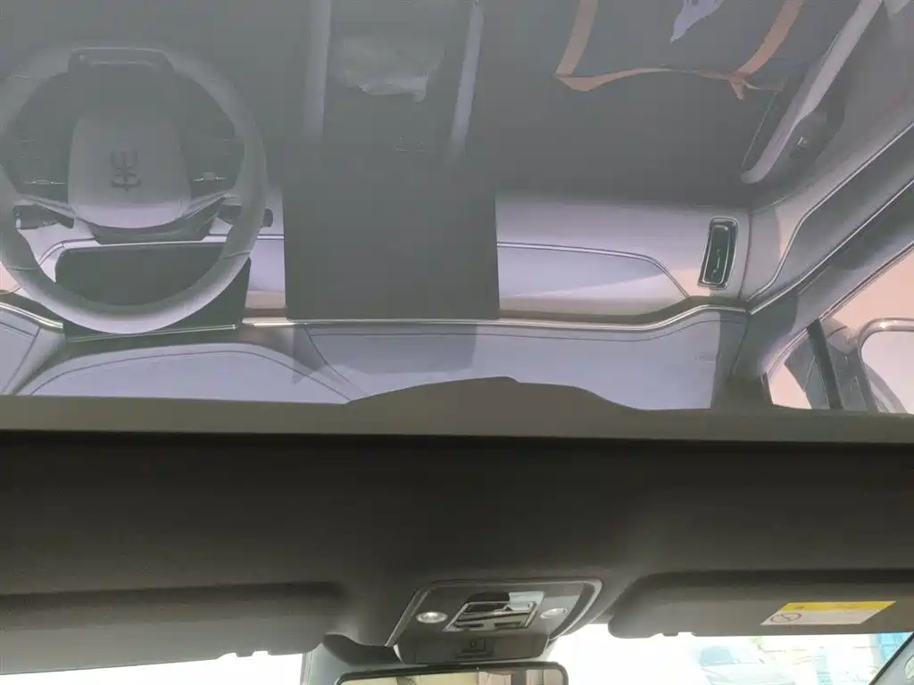 BYD Song L EV 2025 662km Excellence Smart Driving Model фото 14
