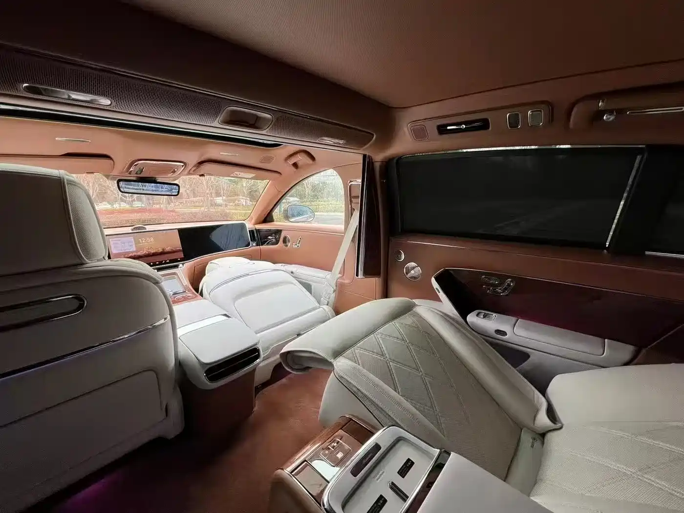 Zunjie S800 2026 2025 Model Extended Range Starlight Executive Edition 4-seater
