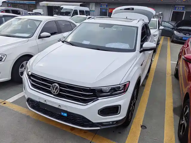 VOLKSWAGEN T ROC EXPLORING SONGS
