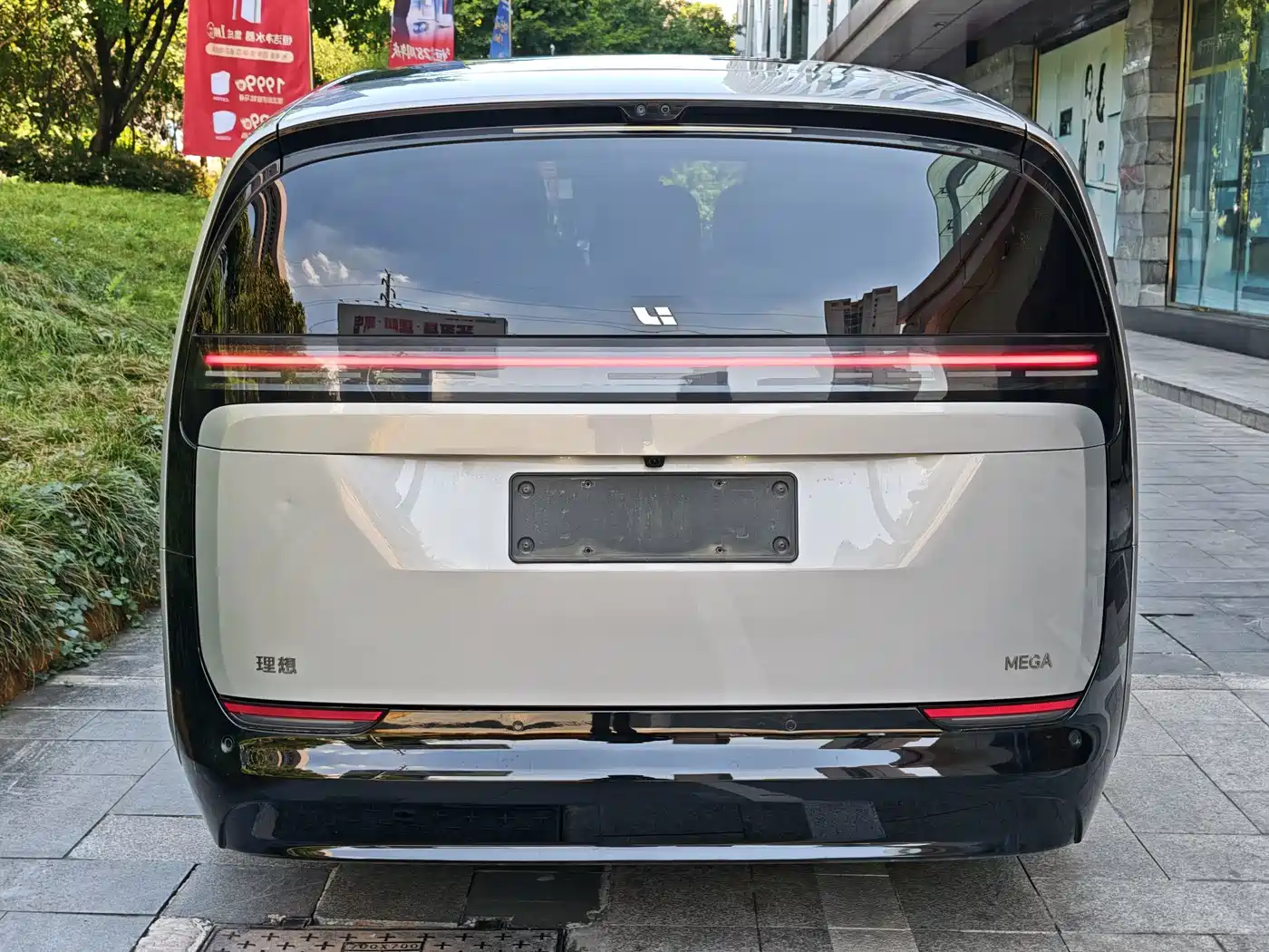 Li Auto MEGA 2024 2024 Ultra