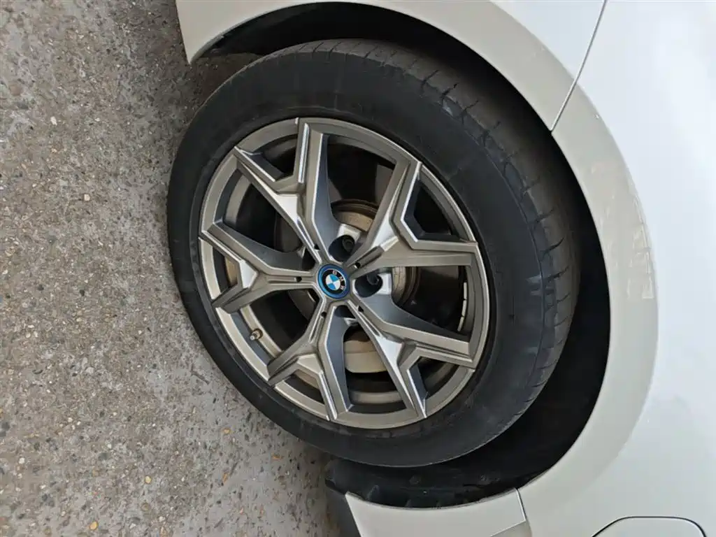 BMW i3 2022 eDrive 35 L фото 23