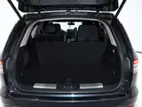 Photo 3 - Lincoln Aviator