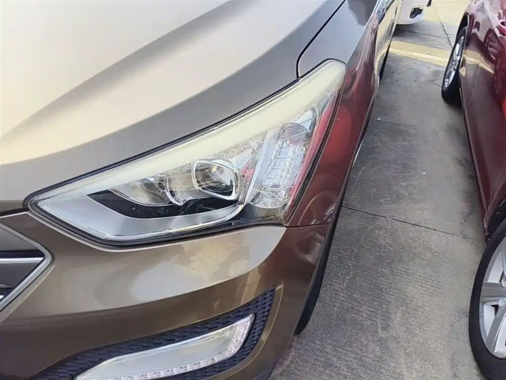 Hyundai Santa Fe 2015 2.0T Automatic 4WD Smart 7-seater фото 24