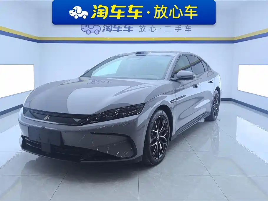 BYD Han 2025 DM-i Smart Driving Edition 125KM Honor