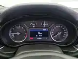 Photo 14 - Buick Regal