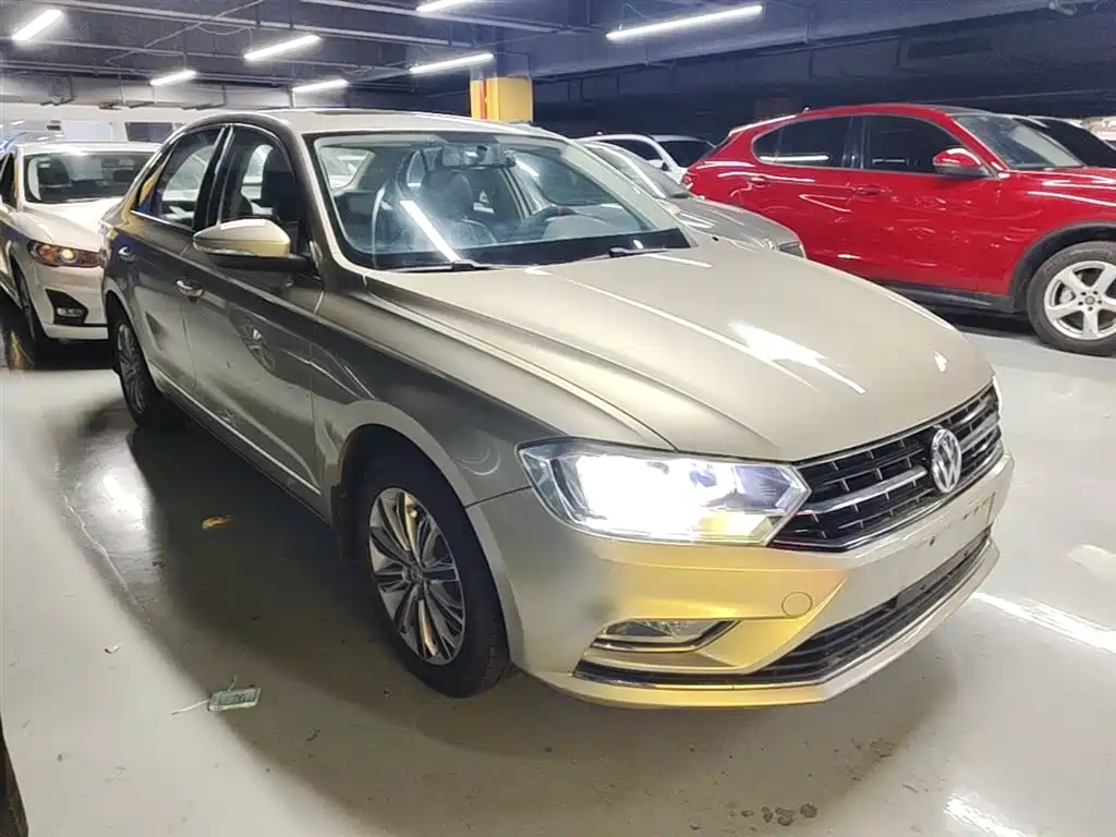 Volkswagen Bora 2017 1.6L Automatic Comfort фото 4