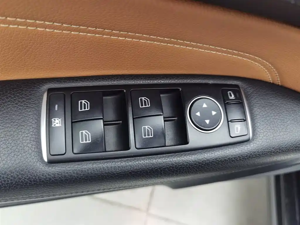 Mercedes-Benz E-Class (Import) 2014 E 200 Coupe фото 9