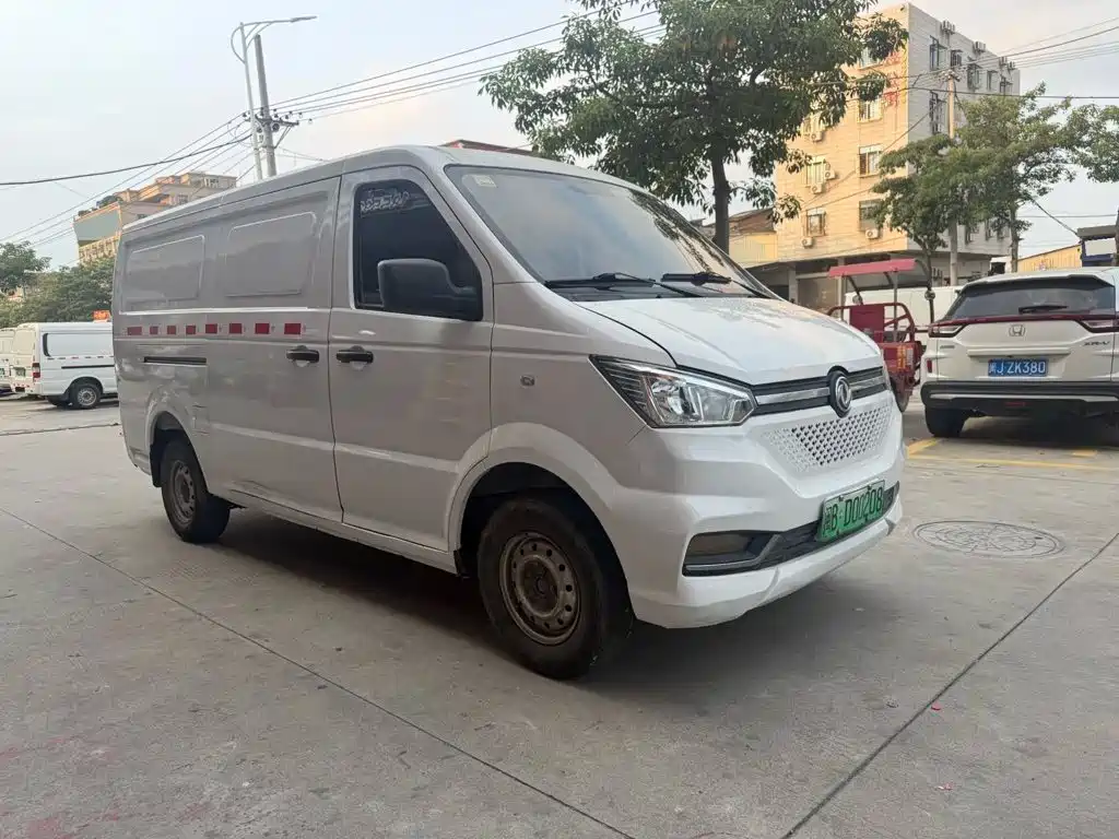 Dongfeng Yufeng Yufeng EM26 2022 2023 Standard Edition 41.472kWh Henan Lithium