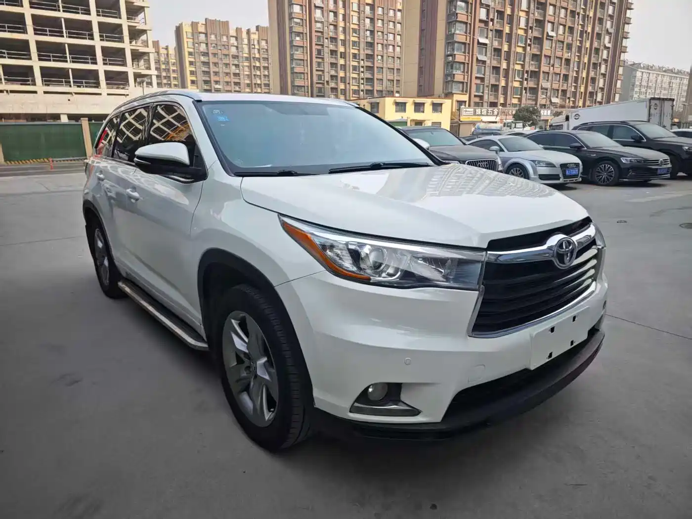 Toyota Highlander 2015 2.0T FWD Luxury Edition 7-seater фото 7