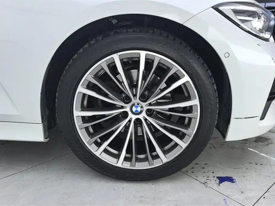 BMW 3 Series 2020 320i Sport Package фото 6