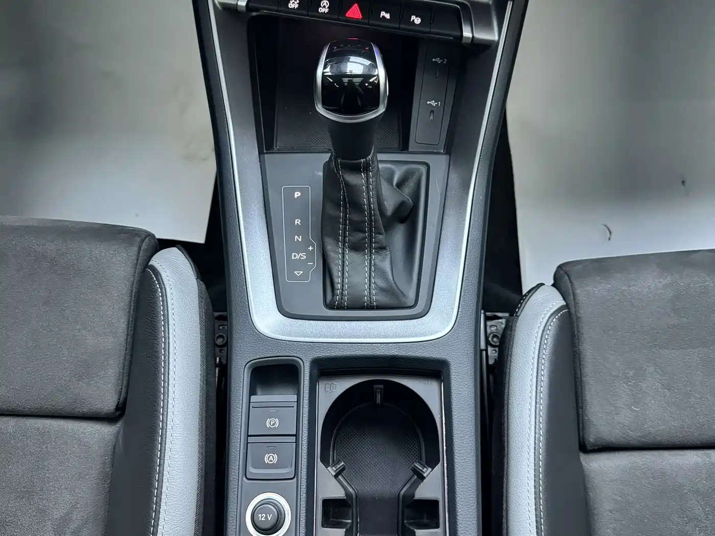 Audi Q3 2023 35 TFSI Fashion Dynamic (1.4T) фото 14