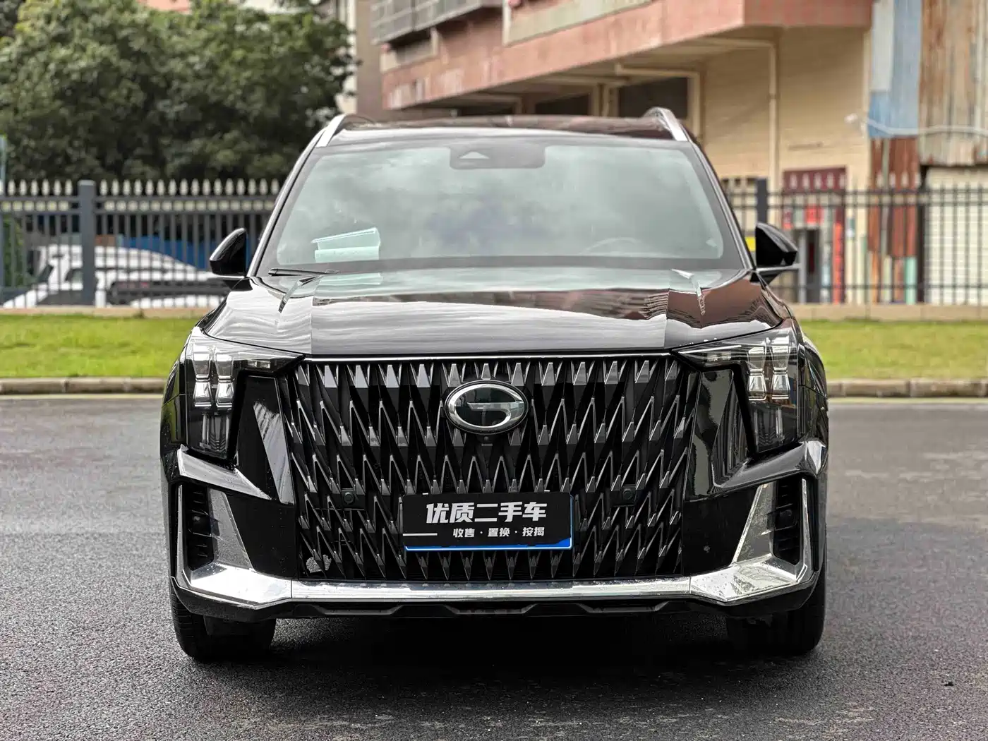 GAC Trumpchi Trumpchi GS8 2022 Hybrid Series 2.0TM 4WD Premium Edition (7-Seater) фото 2