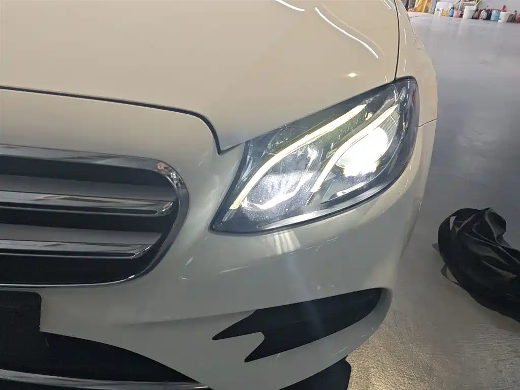 Mercedes-Benz E-Class 2018 Facelift E 200 L Sport 4MATIC фото 18