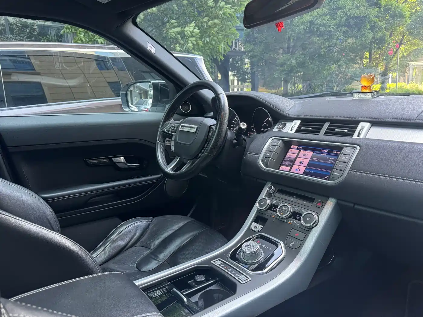 Land Rover Range Rover Evoque (Import) 2013 2.0T 5-door Dynamic Edition фото 15