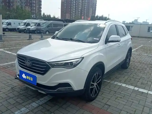 Besturn Besturn X40 2017 1.6L Automatic Luxury
