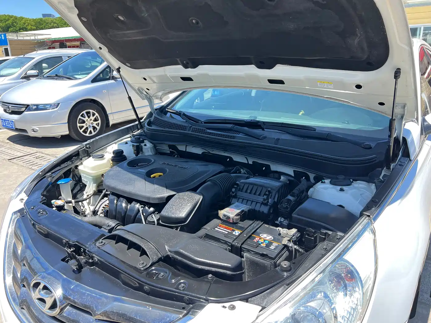 Hyundai Sonata 2013 2.0L Automatic Supreme Edition фото 27