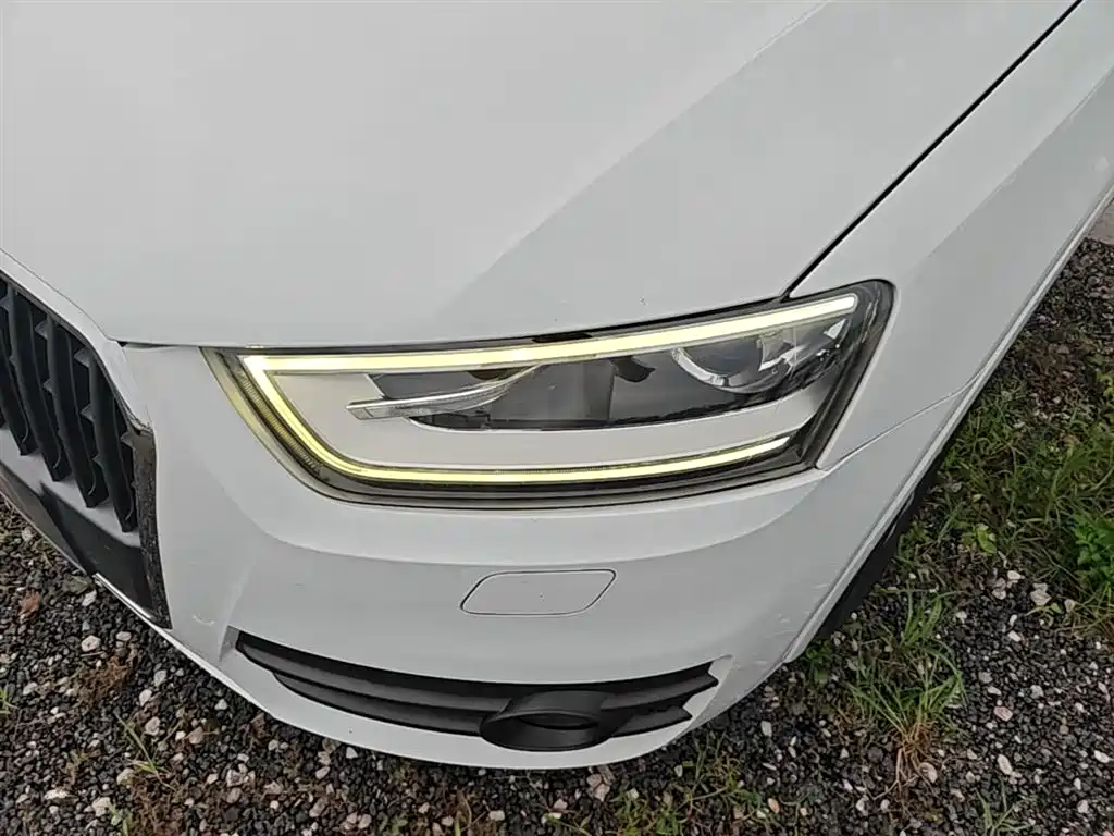Audi Q3 2013 35 TFSI quattro Technology фото 24