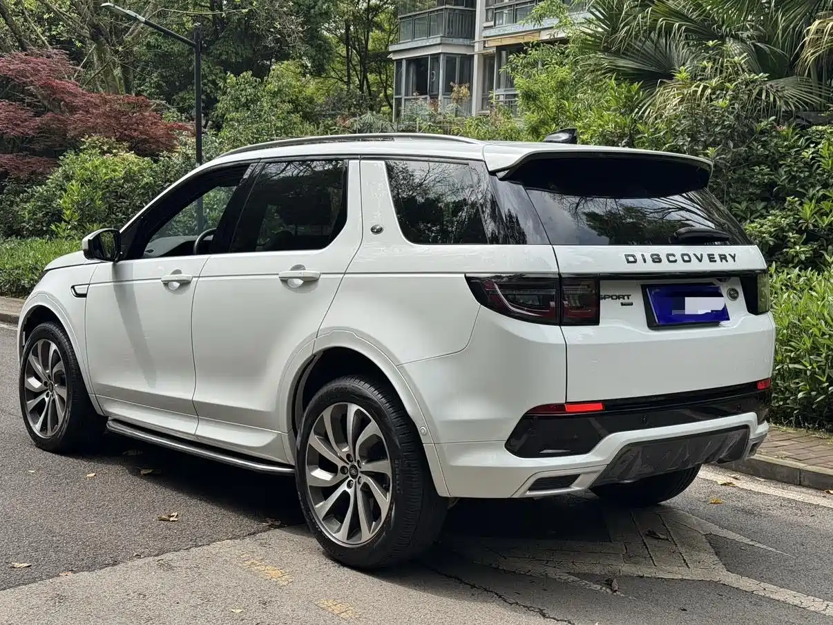 Land Rover Discovery Sport 2022 Model Year Second Facelift 249PS R-Dynamic SE Performance Technology Edition 5-seater фото 9