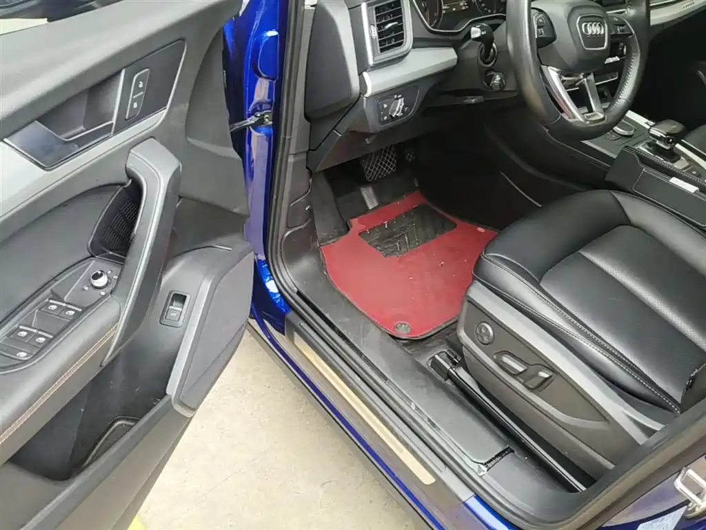 Audi Q5L 2020 Facelift 40 TFSI Honor Progressive фото 16