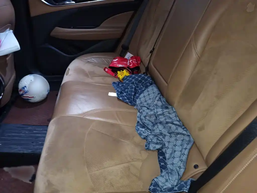 Photo 15 - Buick LaCrosse