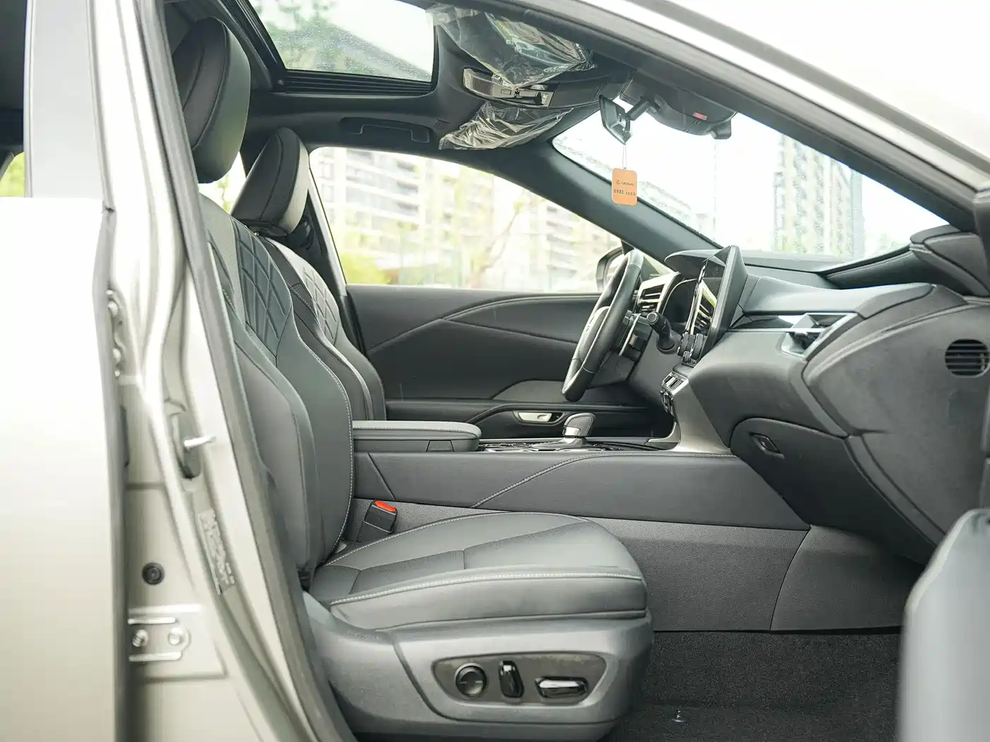 Lexus RX 2026 2025 350h 2WD Joy Edition