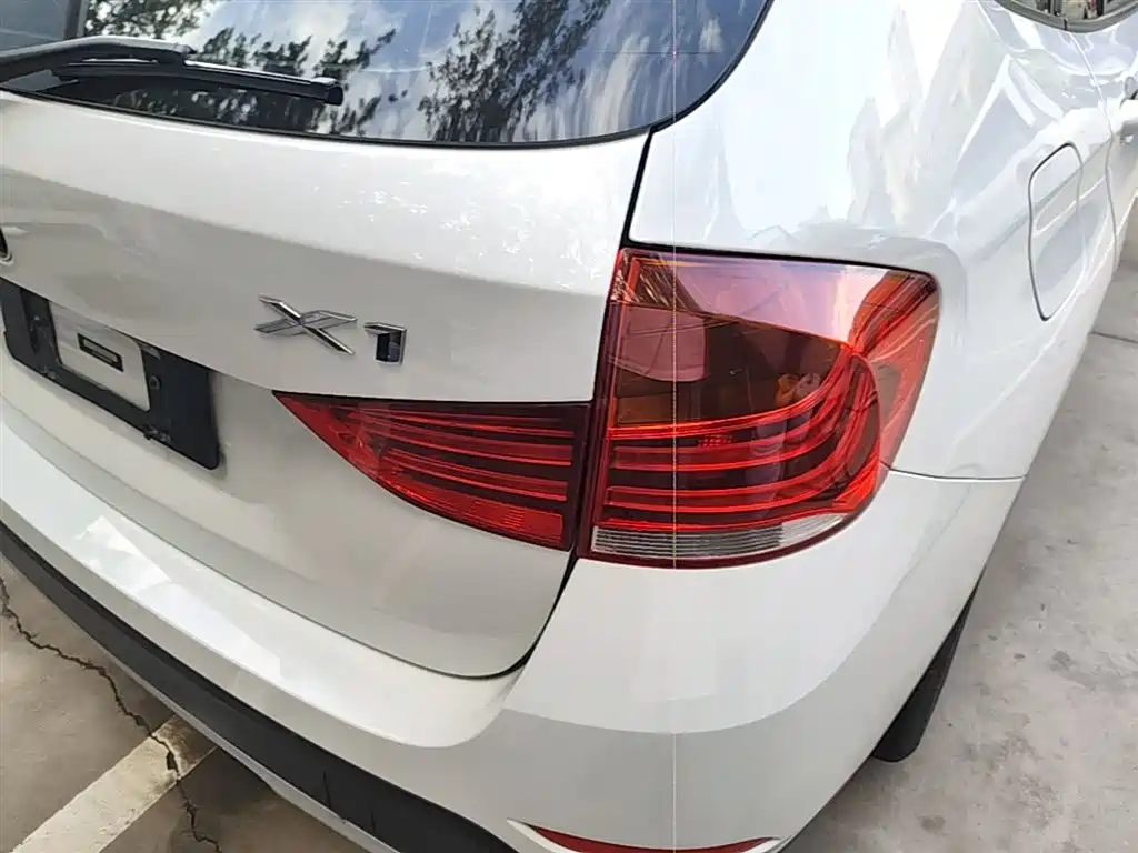 BMW X1 2015 Model sDrive18i Fashion Advanced Edition фото 8