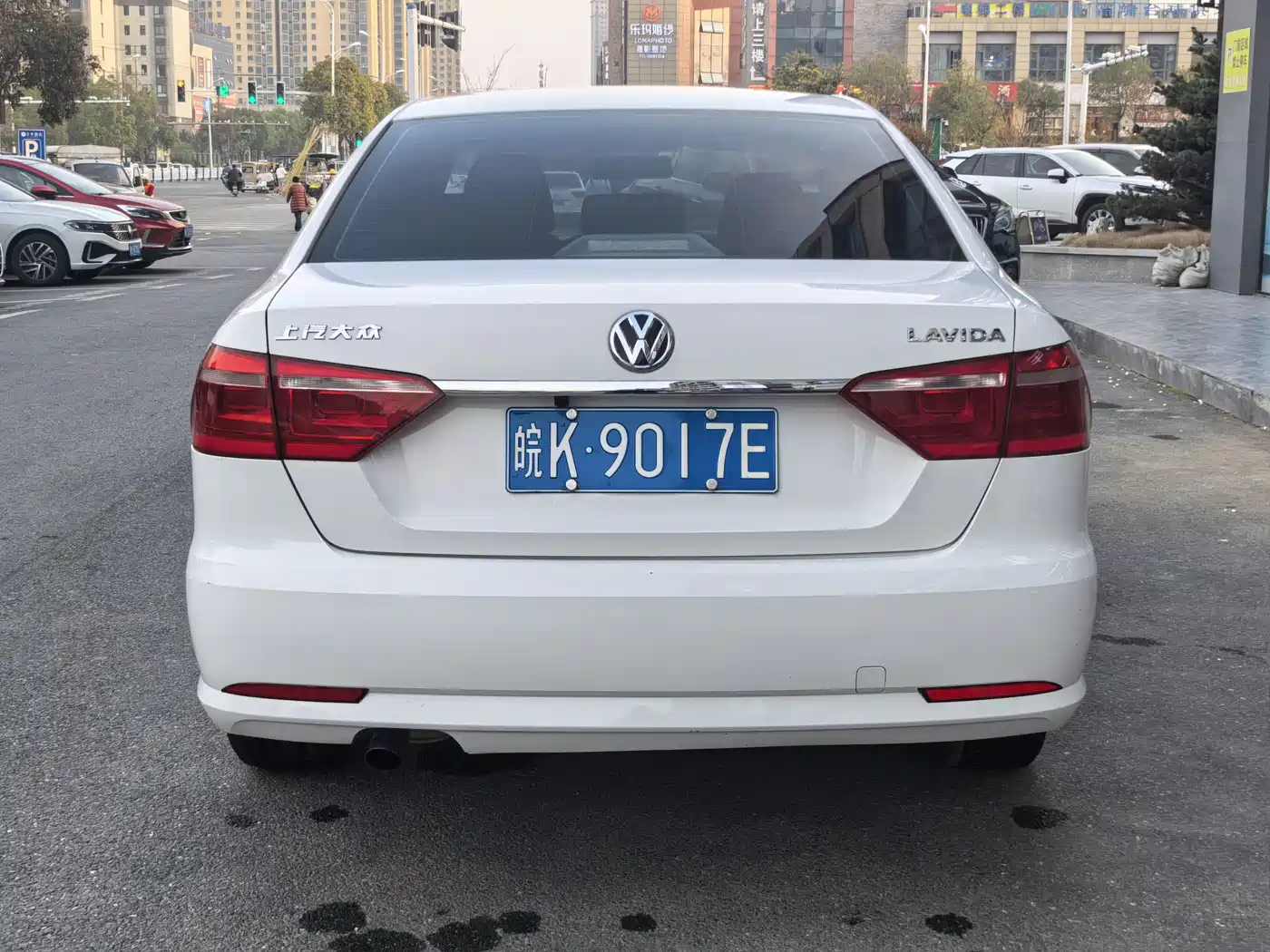 Volkswagen Lavida 2017 1.6L Automatic Trend Edition фото 8