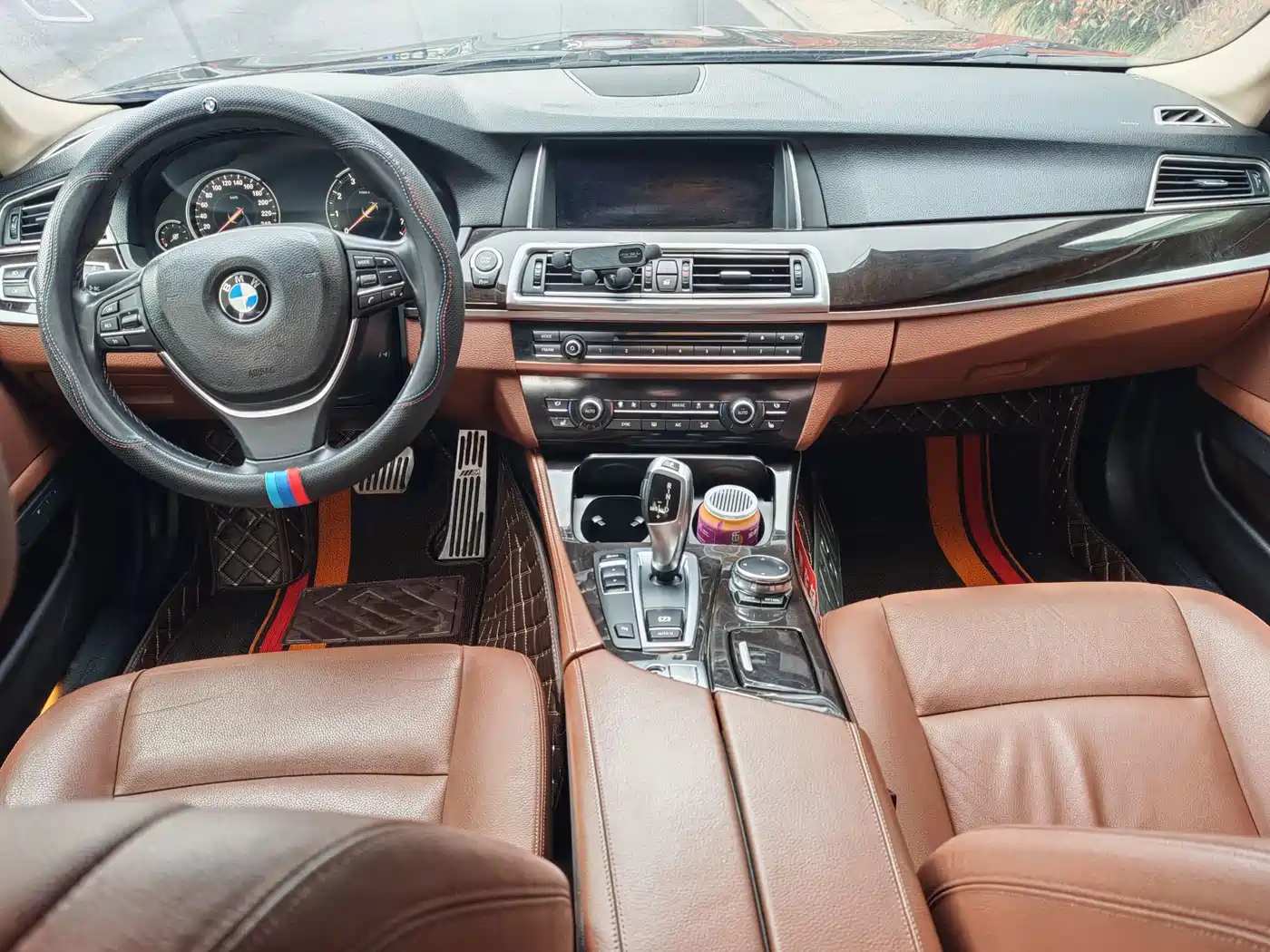 BMW 5 Series 2017 528Li Leading Edition фото 8