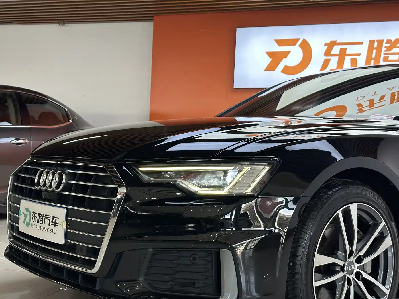 Audi A6L 2021 40 TFSI Luxury Sport фото 4