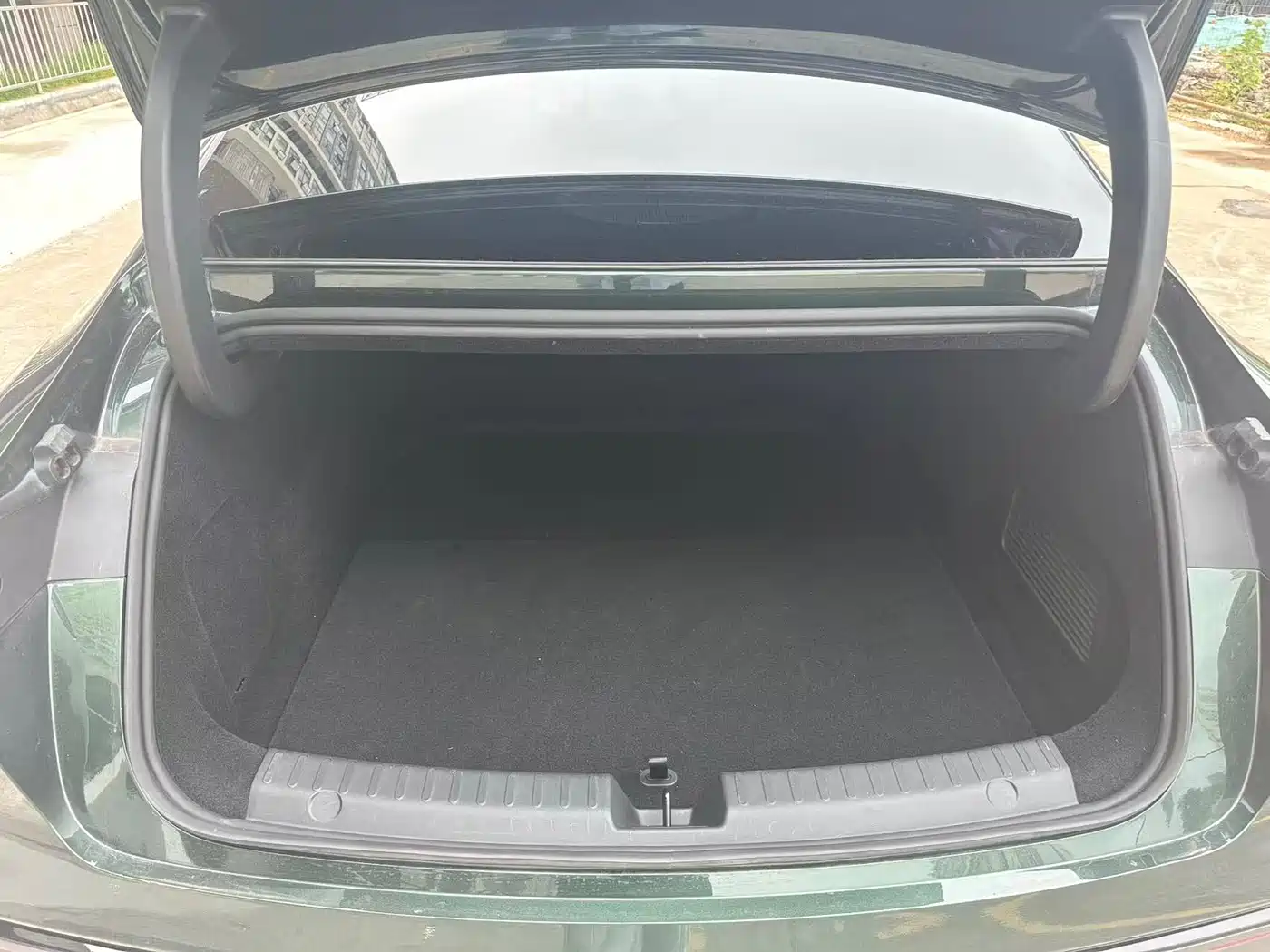 Geely Galaxy Galaxy Xingyao 8 2025 130km EM-i Premium Edition фото 7