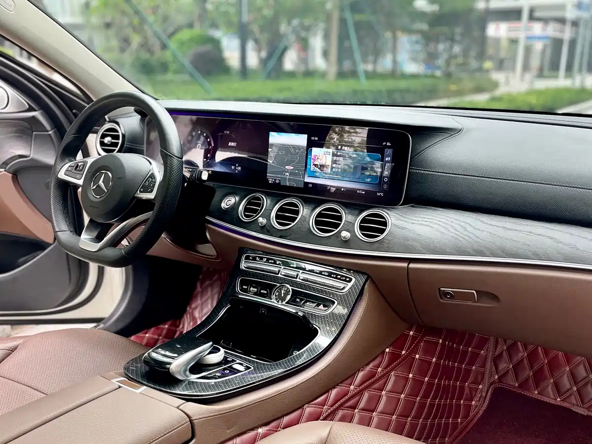 Mercedes-Benz E-Class 2017 E 300 L Sport Luxury фото 14