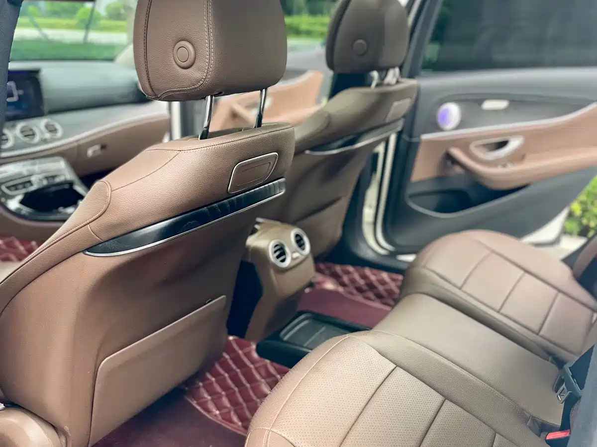 Mercedes-Benz E-Class 2017 E 300 L Sport Luxury фото 27