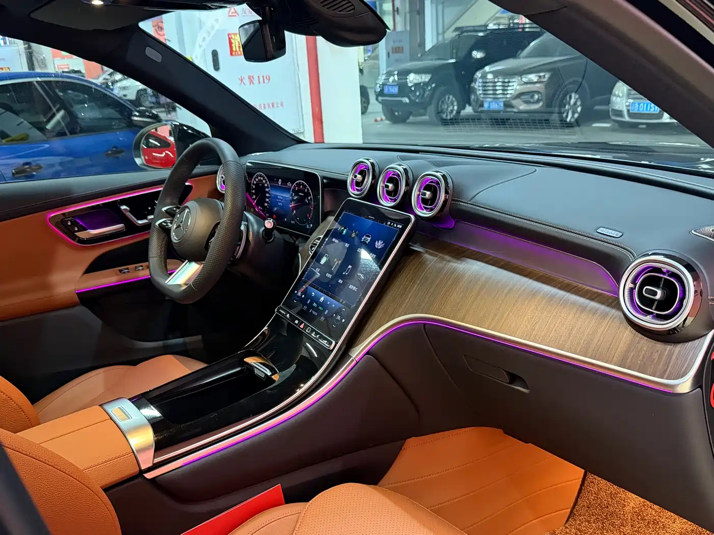 Mercedes-Benz GLC 2024 Facelift GLC 300 L 4MATIC Sport 7-seater фото 22