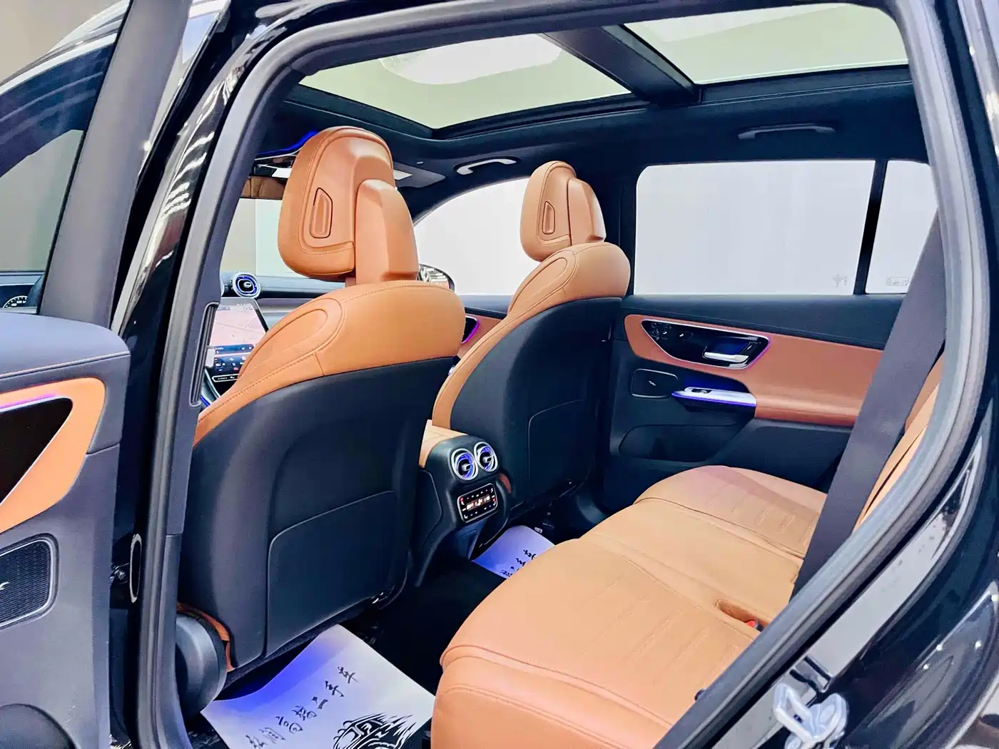 Mercedes-Benz GLC 2023 GLC 260 L 4MATIC Luxury 7-Seater фото 7