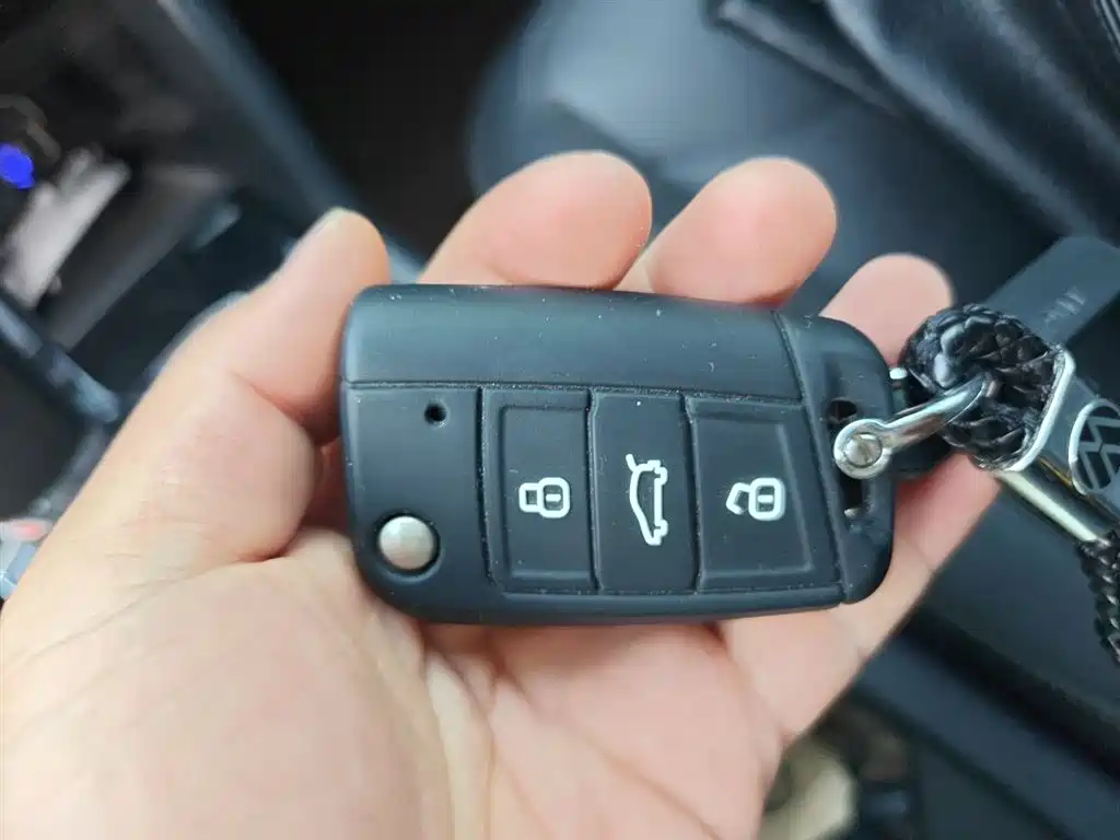 Volkswagen Tiguan L 2021 330TSI Automatic 2WD R-Line Premium фото 9