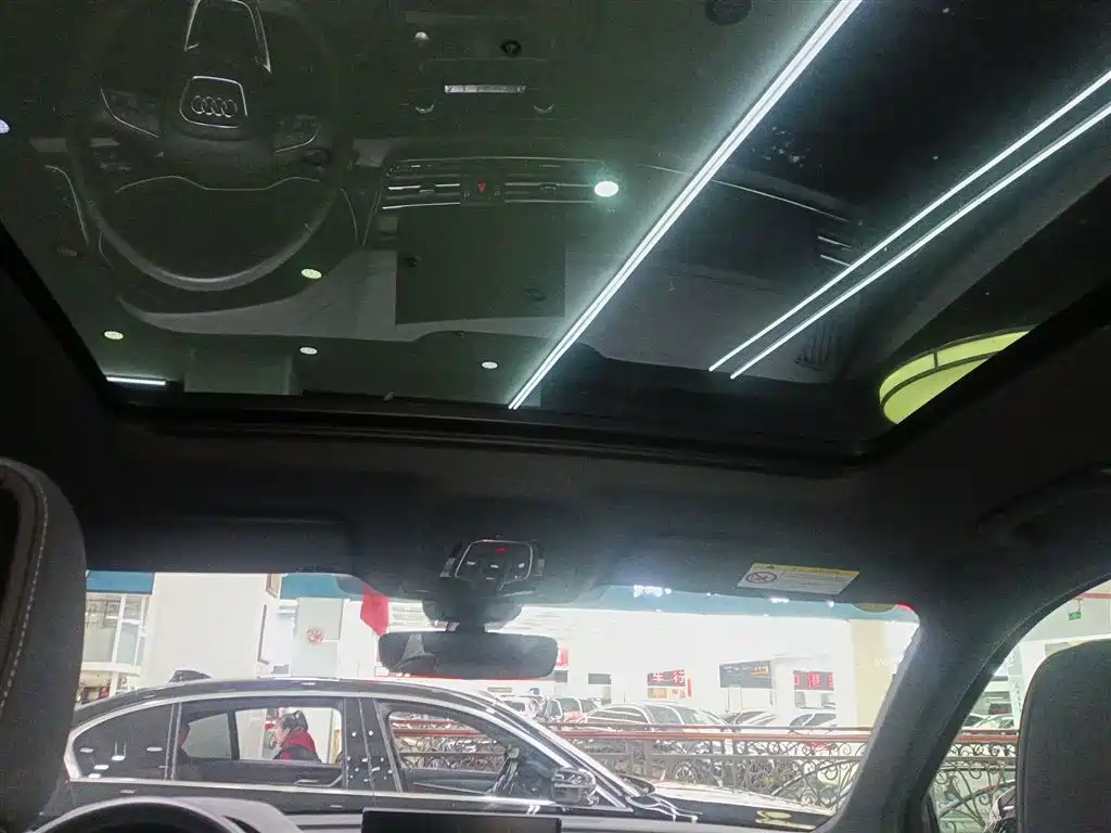 Audi Q5L 2024 Model 40 TFSI Luxury Dynamic фото 14