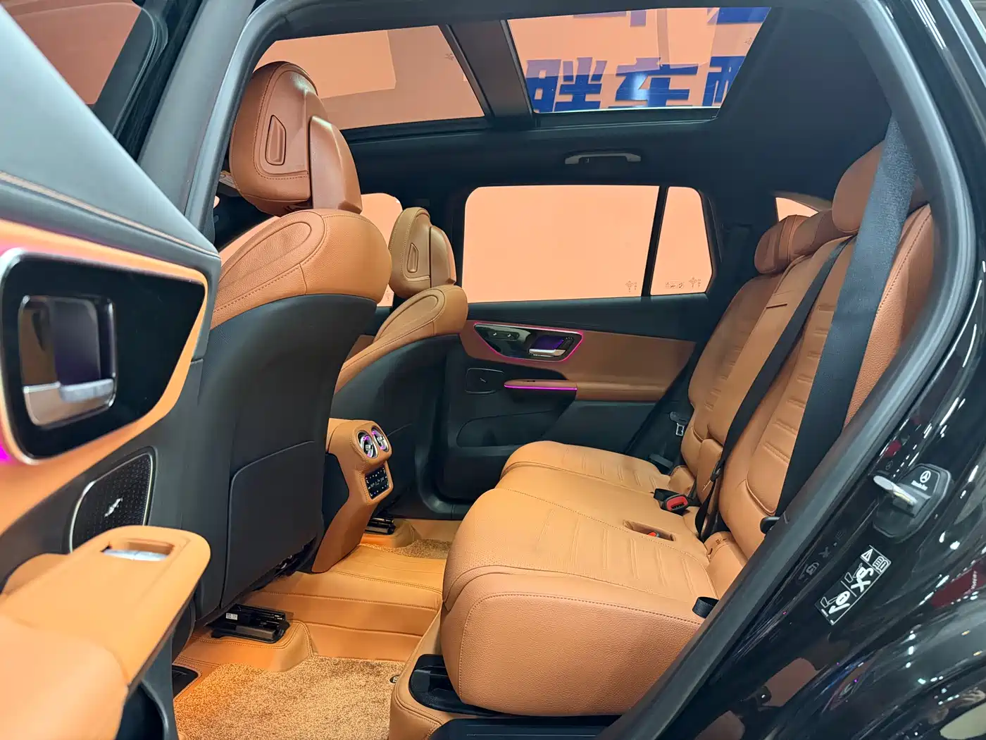 Mercedes-Benz GLC 2024 Facelift GLC 300 L 4MATIC Sport 7-seater фото 13