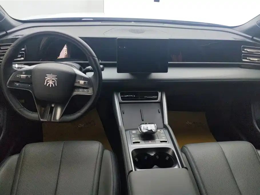 BYD Qin L 2024 DM-i 80KM Leading Edition фото 12