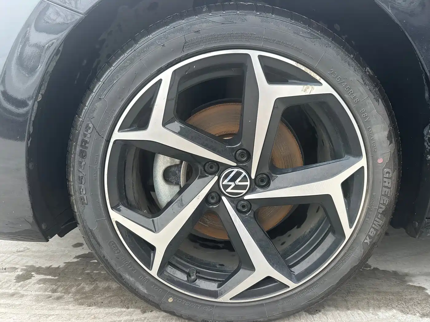Фото 16 - Volkswagen Passat