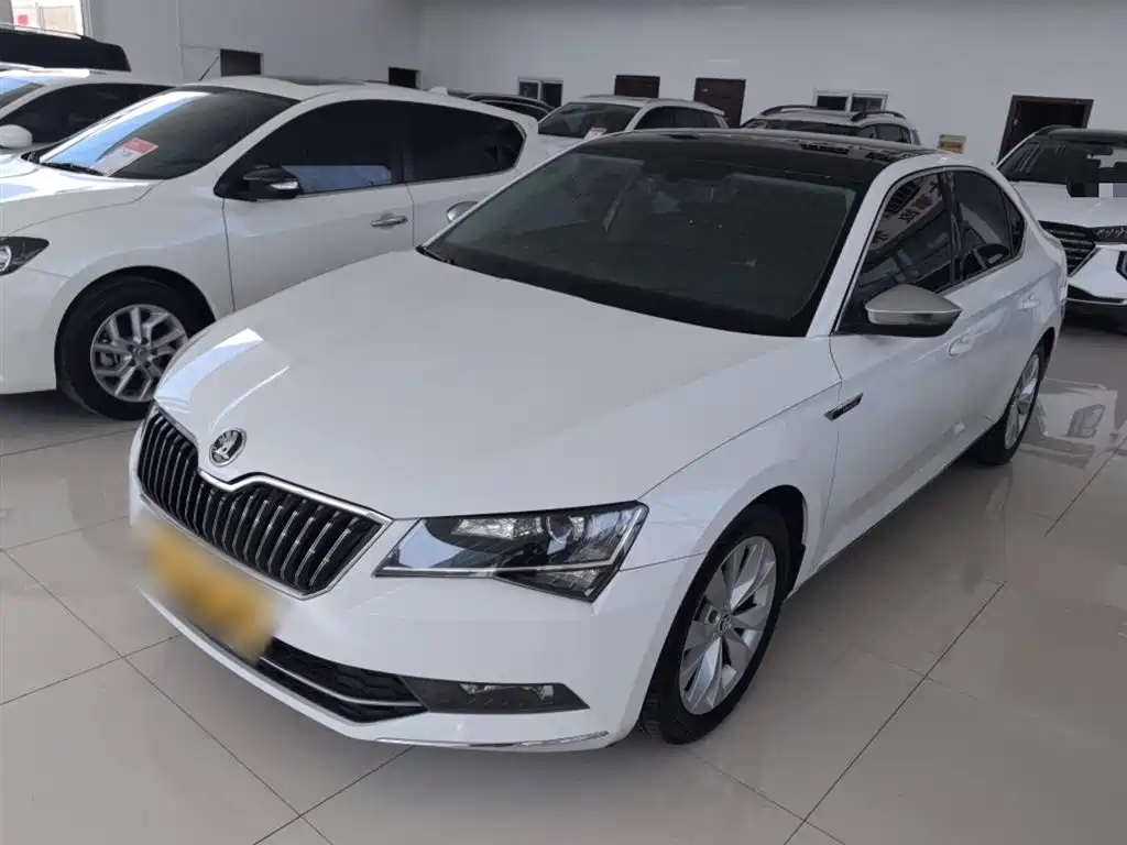Škoda Superb 2016 TSI280 DSG Pioneer Edition фото 2