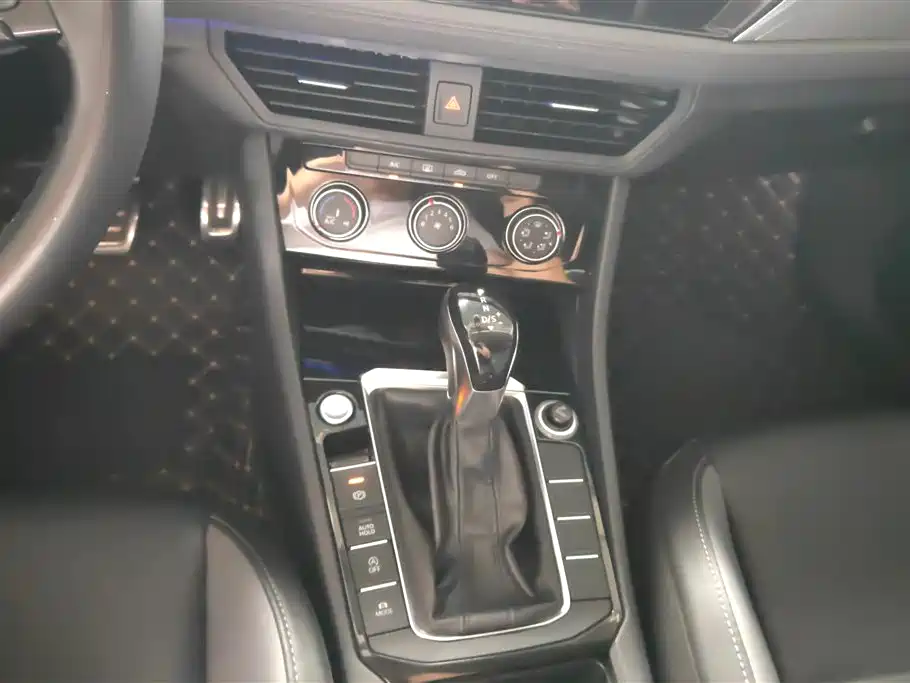 Volkswagen Sagitar 2020 280TSI DSG Comfort China VI фото 16