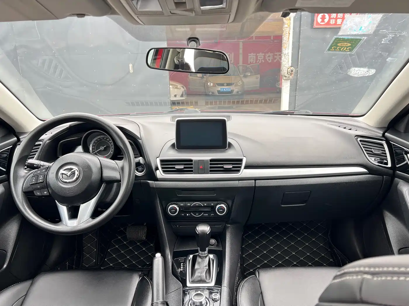 Mazda Mazda 3 2014 2014 Sedan 1.5L Automatic Luxury