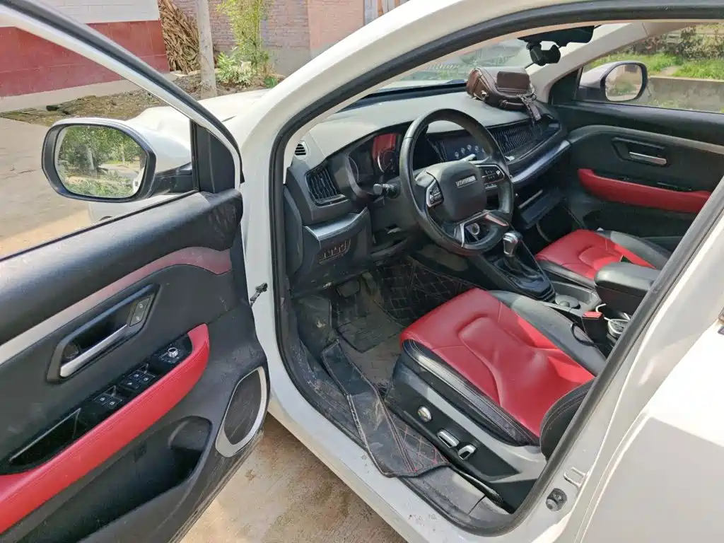 Haval H2s 2019 2018 Red Label 1.5T DCT Smart Elite Type