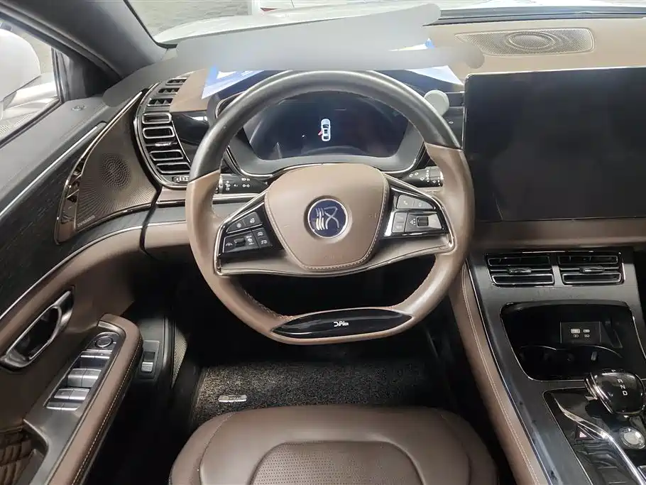 BYD Han 2022 DM-i 121KM Premium Edition фото 15