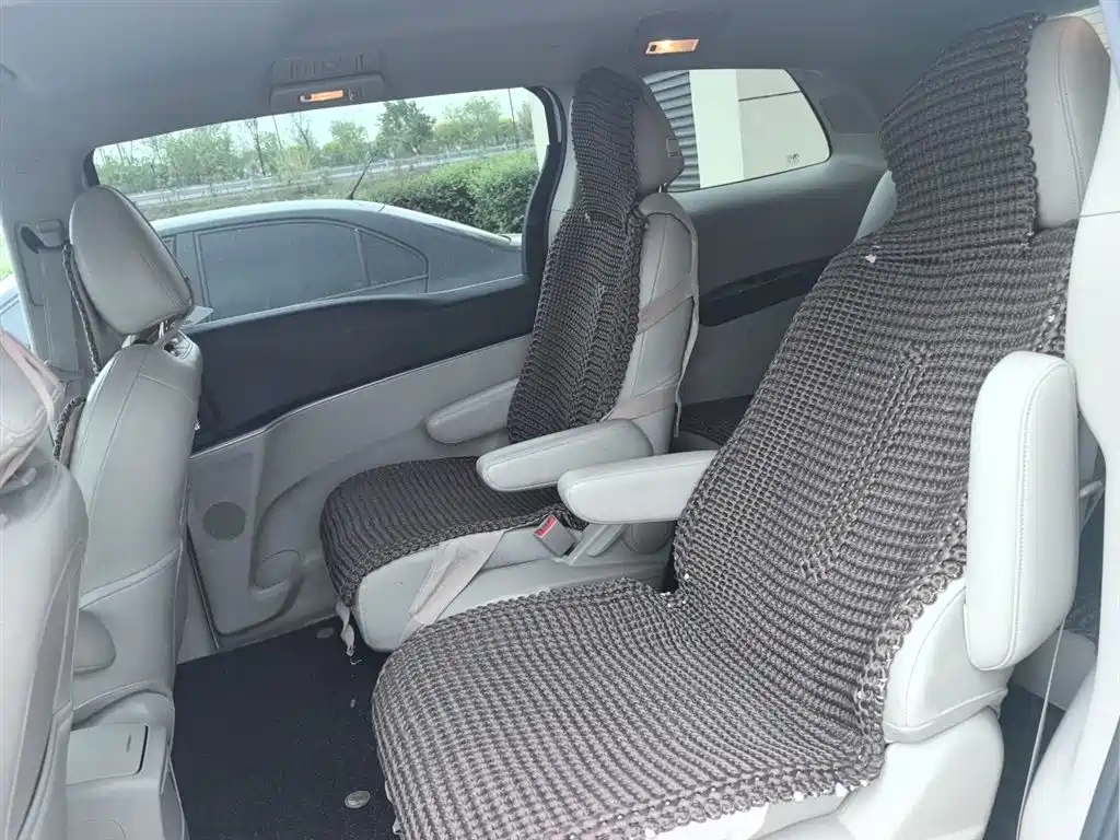 Buick GL8 2017 25S Premium Model China V фото 10