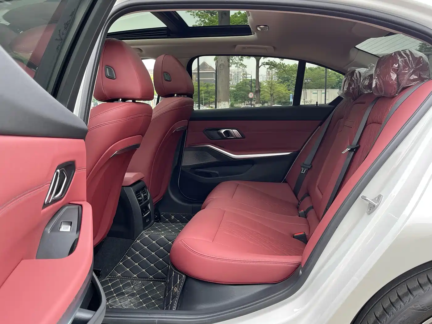 BMW 3-SERIES